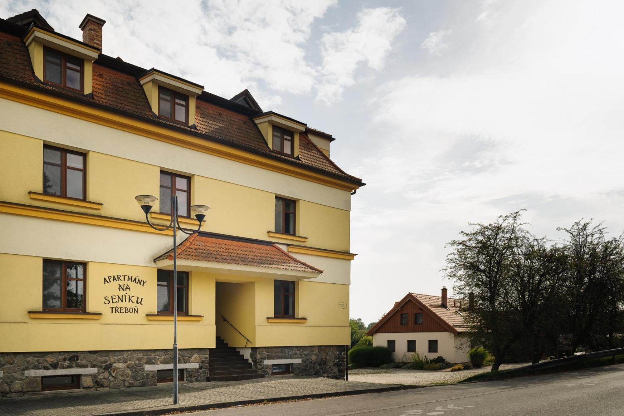 Apartmany Na Seniku Třeboň Dış mekan fotoğraf